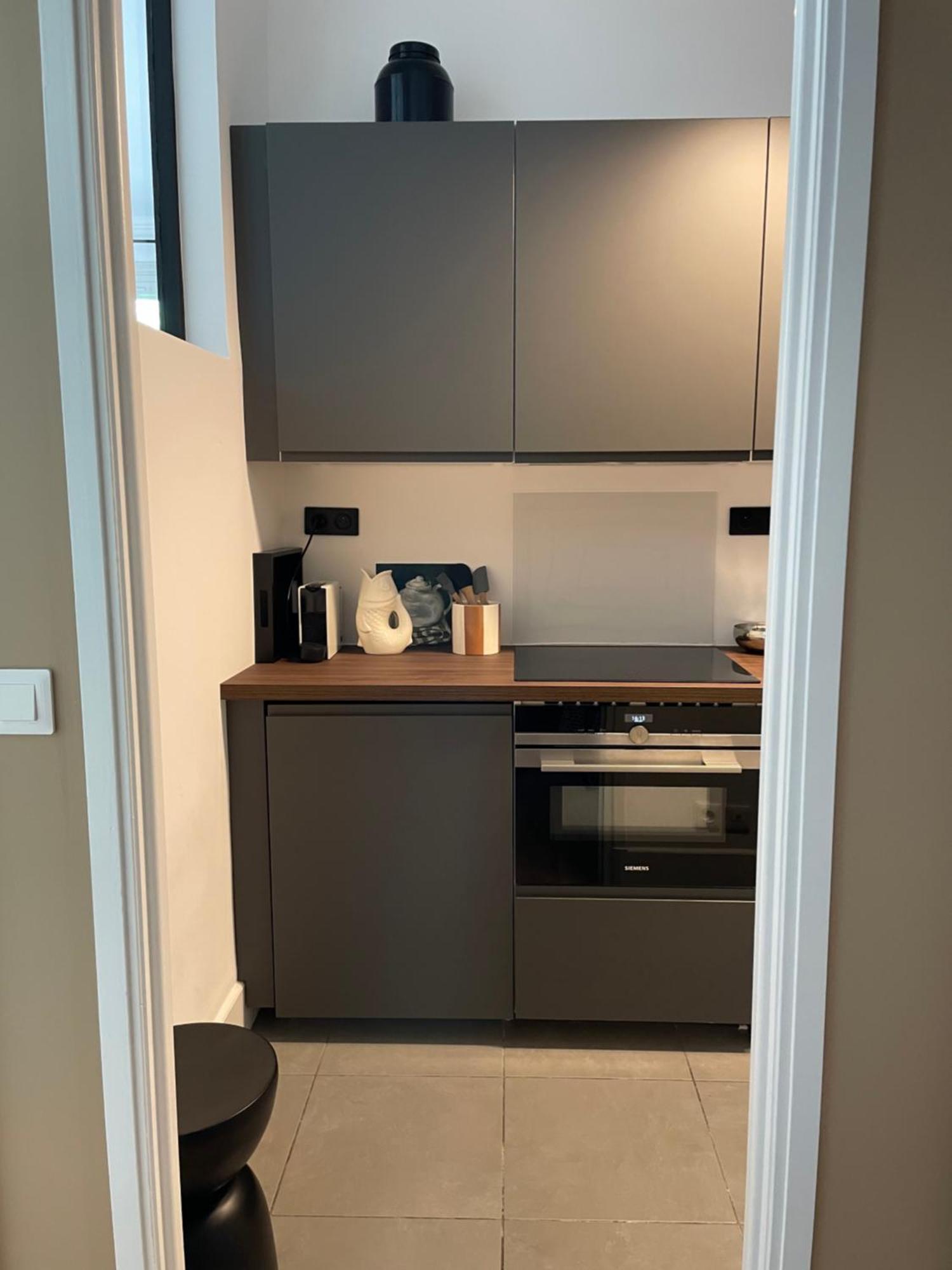 Nimes , Appartement Renove Dans Immeuble Classe. Exterior photo