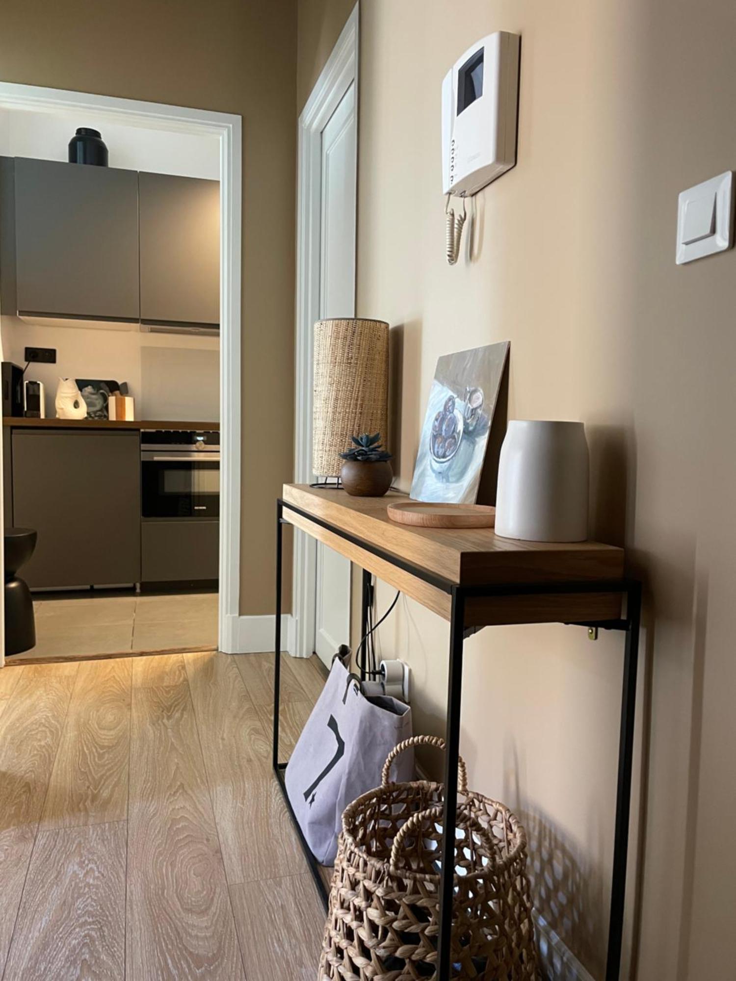 Nimes , Appartement Renove Dans Immeuble Classe. Exterior photo